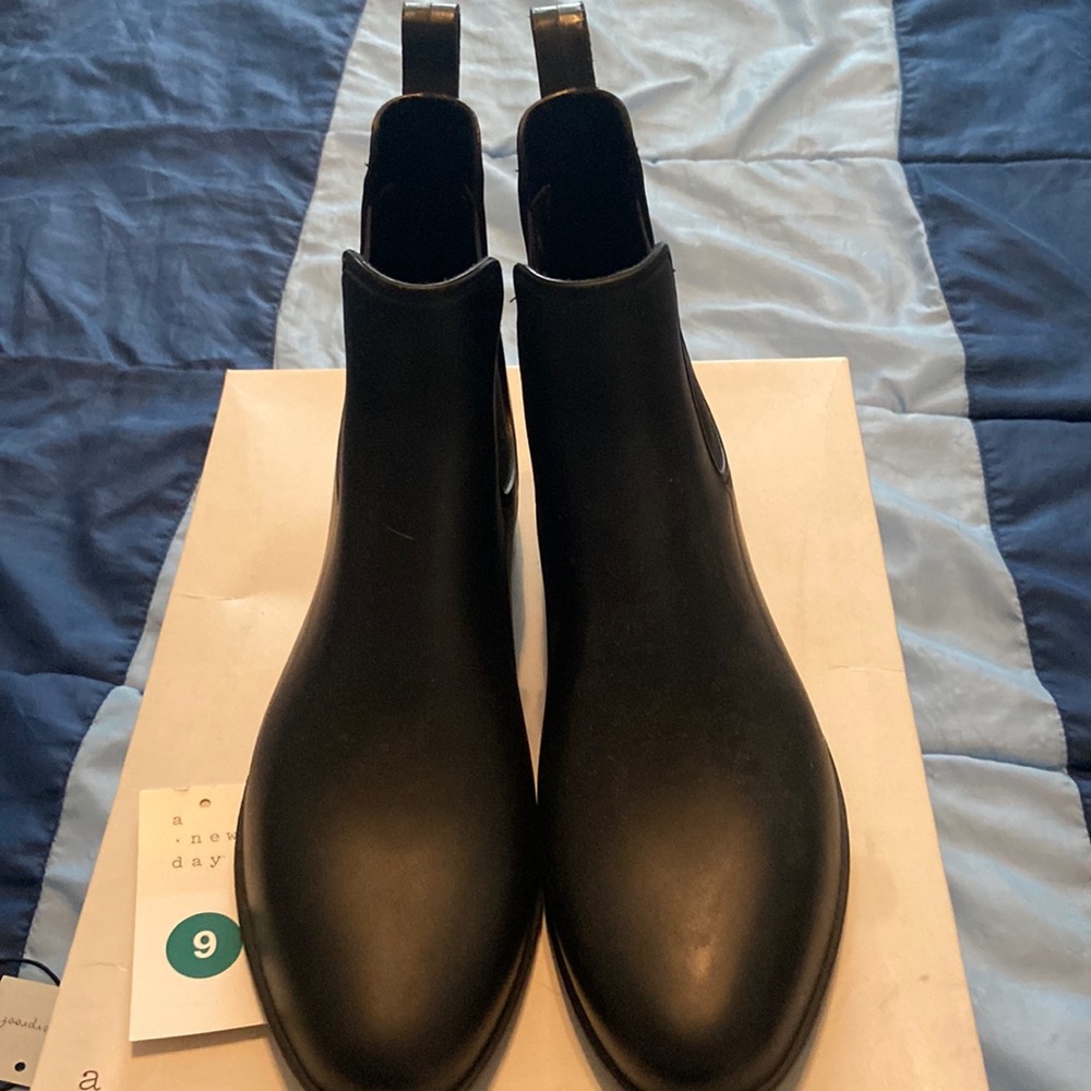 Rain boots